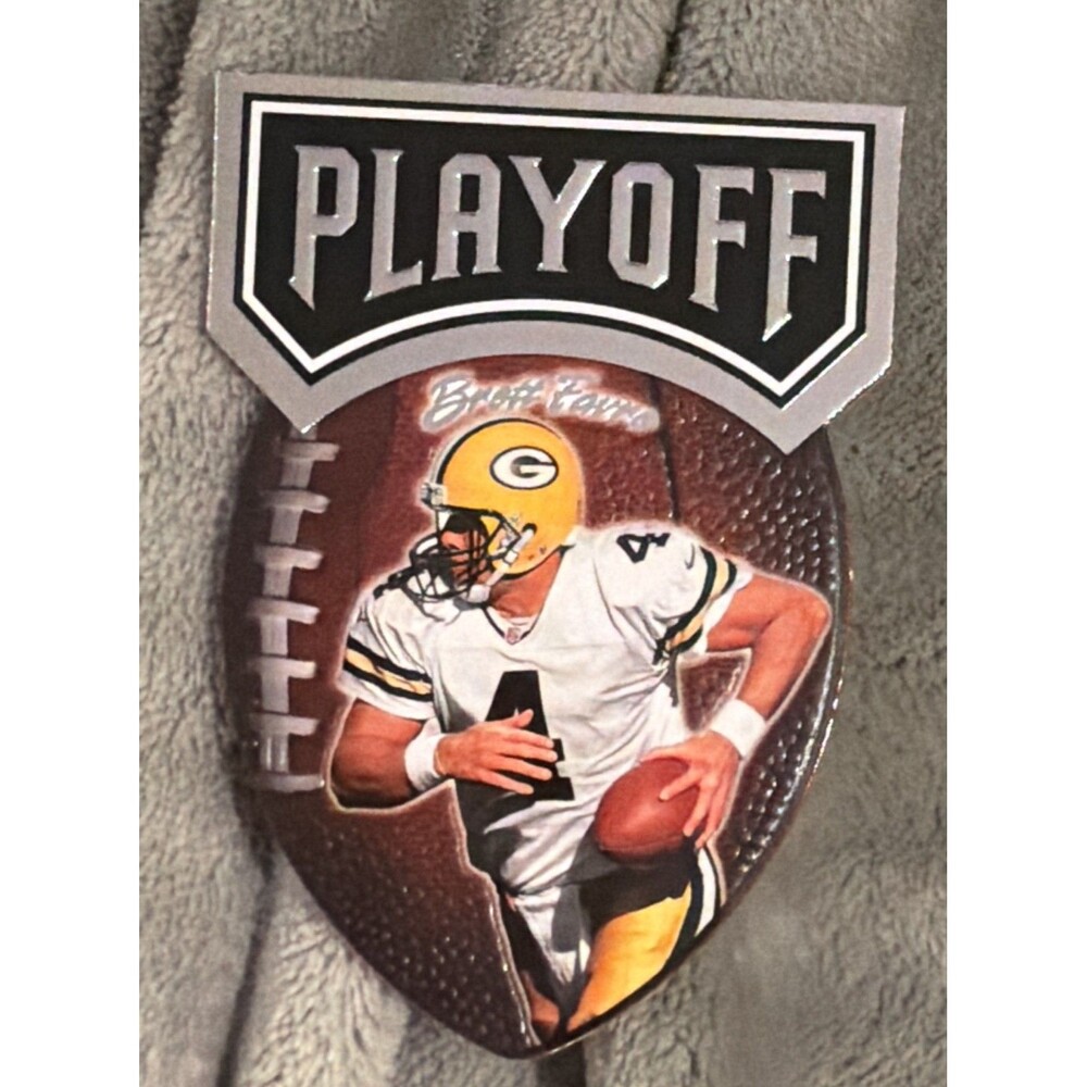 1998 Playoff Absolute SSD - Shields Brett Favre #4